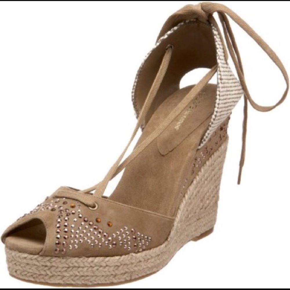 BCBG Sasha Wedge